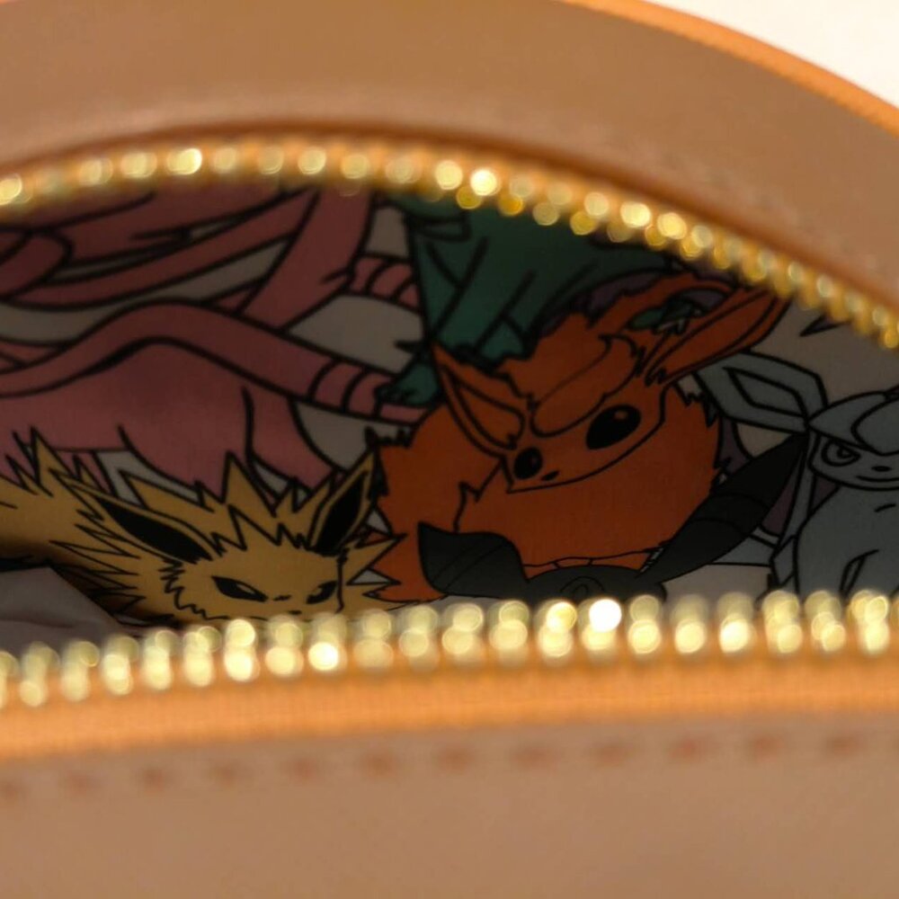 Loungefly X Pokemon Eevee Evolutions Canteen Crossbody, New W/O tags - Picture 4 of 5